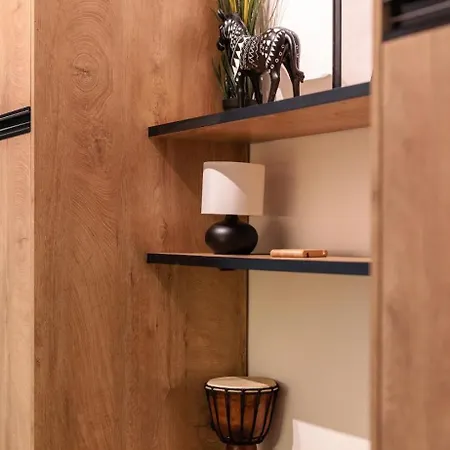 Thalia “ Muse Of Bucolic Poetry ” *