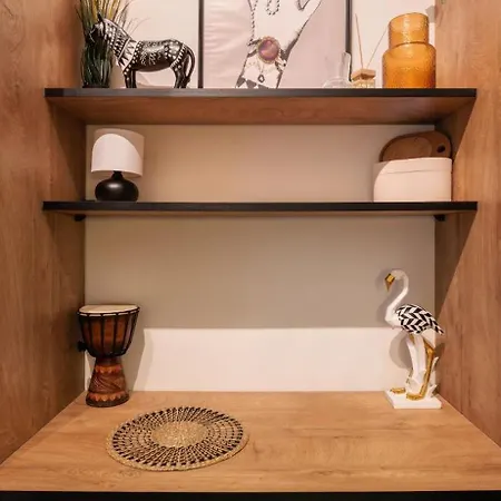 Thalia “ Muse Of Bucolic Poetry ” Apartment Thessaloniki