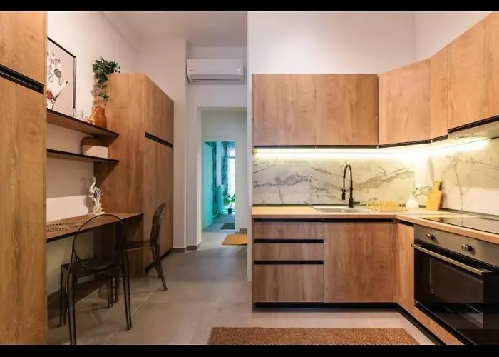 Appartement Thalia “ Muse Of Bucolic Poetry ” *